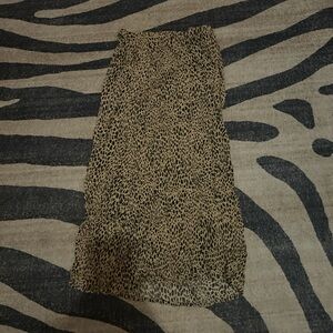 Brandy Melville Tan and Black Midi Skirt